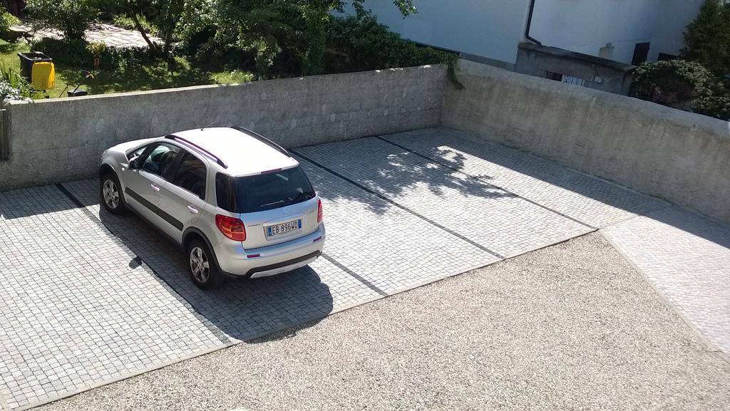 Residenza Silvana Apt A Cielo On The Ground Floor With Parking ヴェルバーニア エクステリア 写真